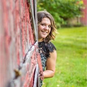 Meet your Posher, Hannah